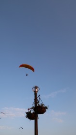 Personas en parapente/People paragliding
